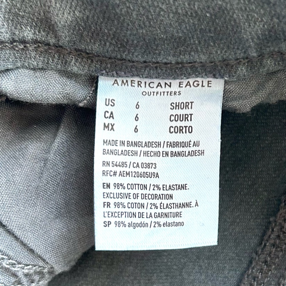 🍒(A464) NWT American Eagle Mom Jean Stretch. Dark Gray. Size: 6/28W Short - Picture 8 of 13